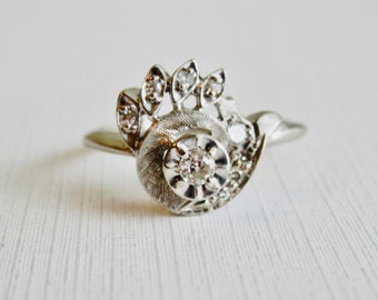 Diamond Ring, 14K Gold, White Gold Engagement Ring, Fiancee Ring, Fine Jewelry, Size 6, 1940s 1950s Retro Wedding Jewelry, Diamond Swirl