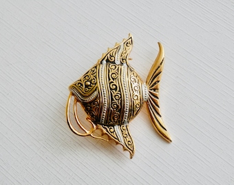 Damascene Fish Brooch, Spanish Damascene Brooch, Figural Pin, Pisces, Toledoware, Vintage Jewelry, Figural Jewelry, Fish Pin, Made in Spain