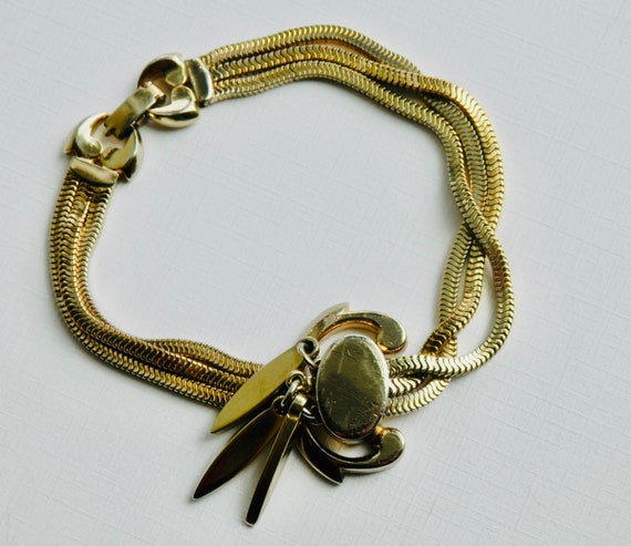 Rare Vintage MONET Bracelet, Elite Series, Gold T… - image 1