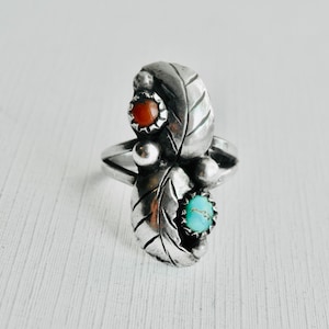 Vintage Navajo Turquoise Ring, Coral Ring, Native American, Sterling Silver, Southwestern, Size 5, Southwest Feather Jewelry, Unisex Ring