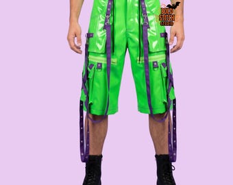 Neon Grün Lack Shorts Frauen Cyberpunk Rave Shorts Strappy Techwear Goth Festival Outfit Clubwear Edgy Streetwear Statement Shorts