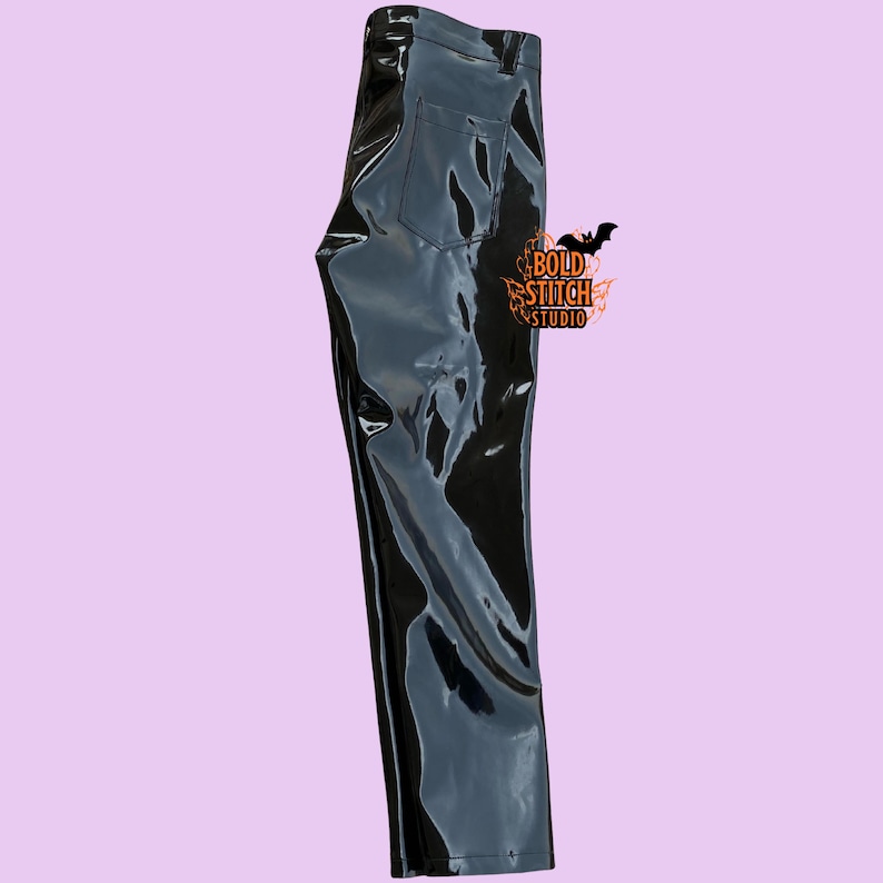 Pantalones unisex de vinilo negro – Pantalones ajustados de PVC brillante para estilo urbano y salidas nocturnas imagen 4