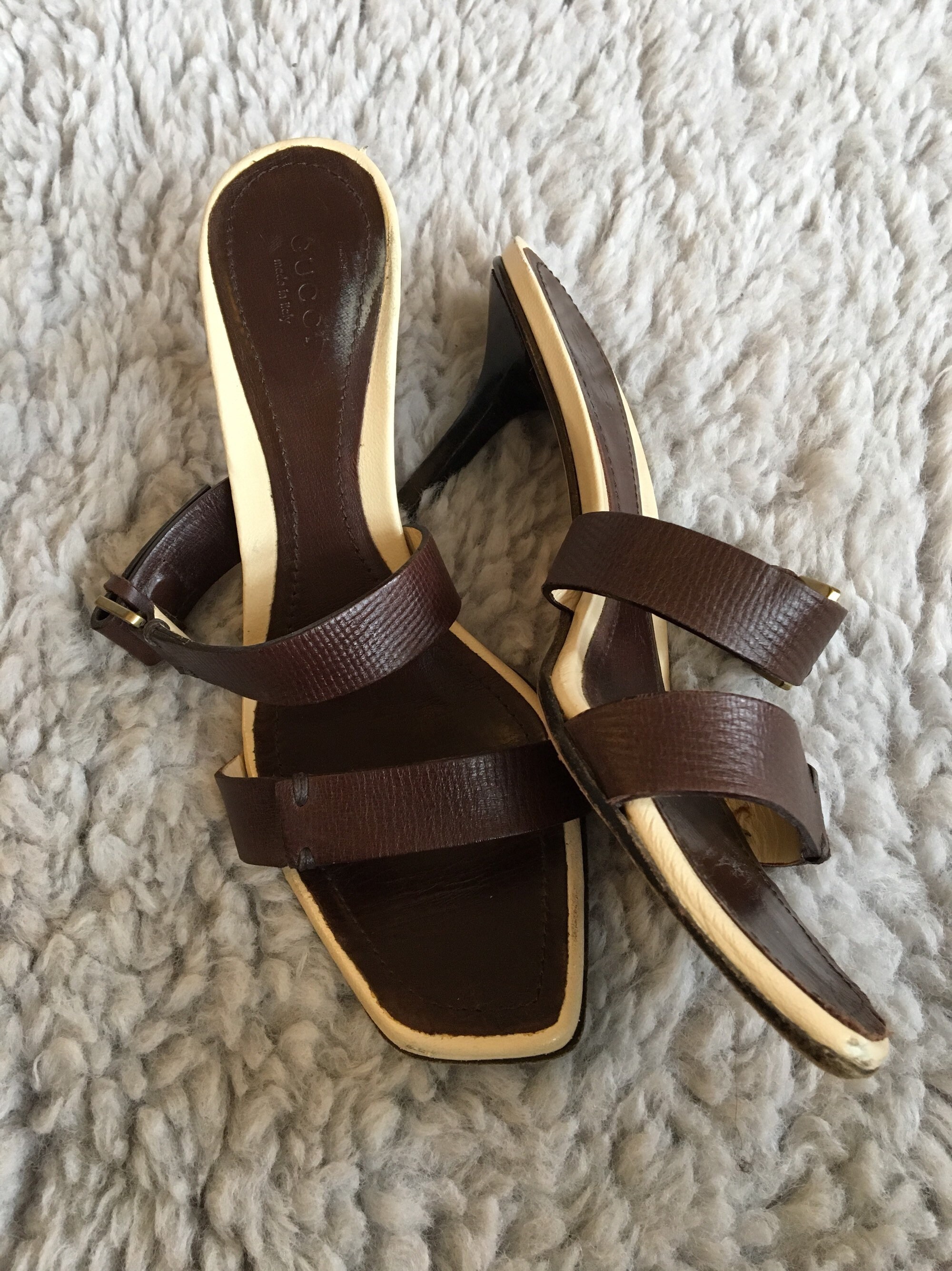 Vintage Gucci Shoes Gold Leather Sandals Size 7b