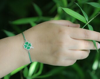 Good Luck Bracelet, St. Patrick's Day Gift, Four Leaf Clover Bracelet, Irish Wish Bracelet, Shamrock String Bracelet