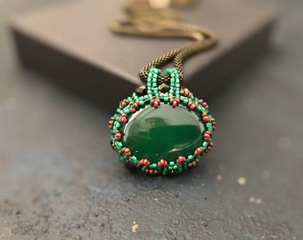 Emerald Pendant, Bead Embroidery Necklace, Cabochon Pendant Necklace, May Birthstone Gift, Birthstone Necklace Mother