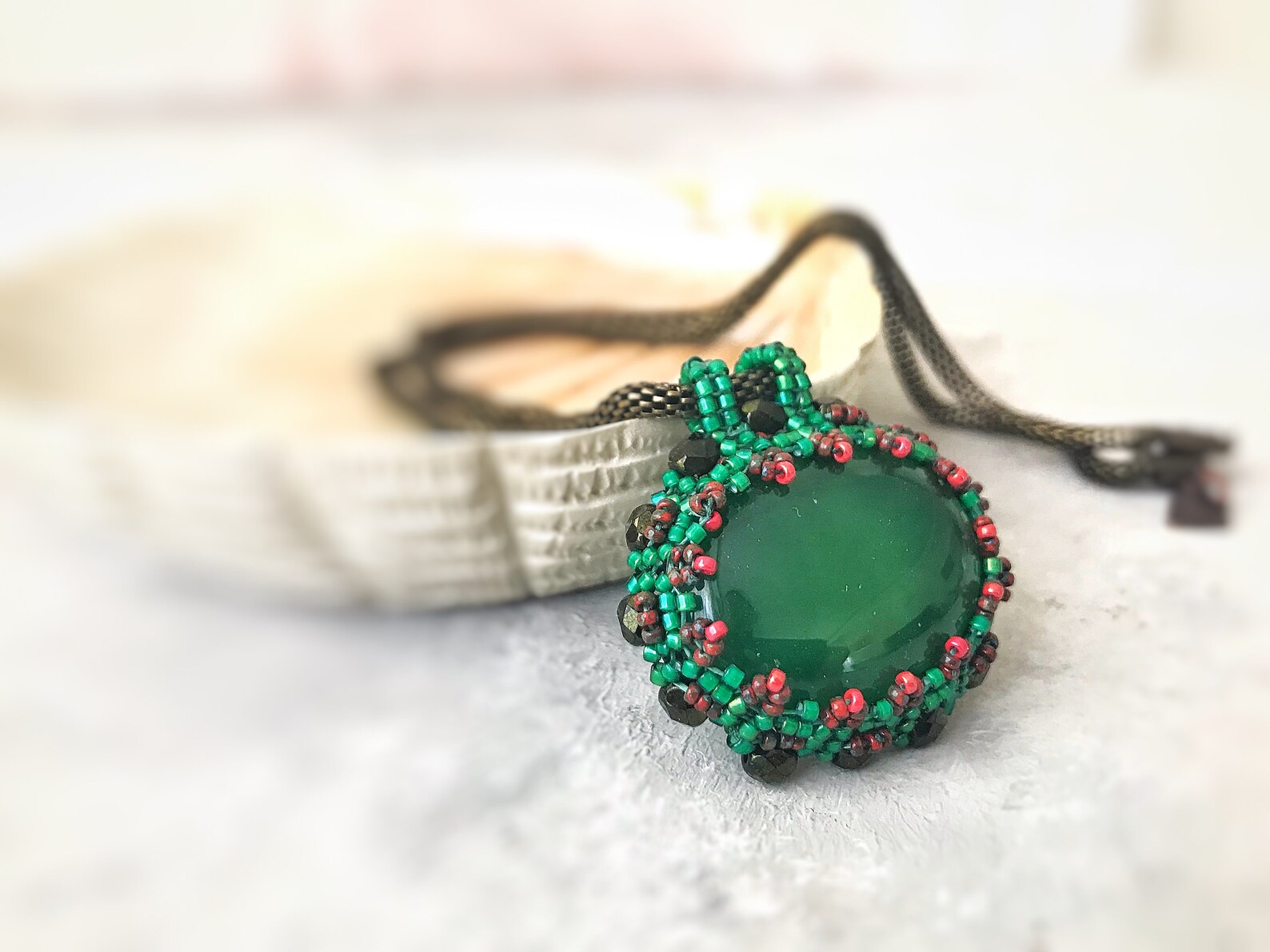 Emerald Cabochon Pendant Necklace Herringbone Stitch Beaded Etsy