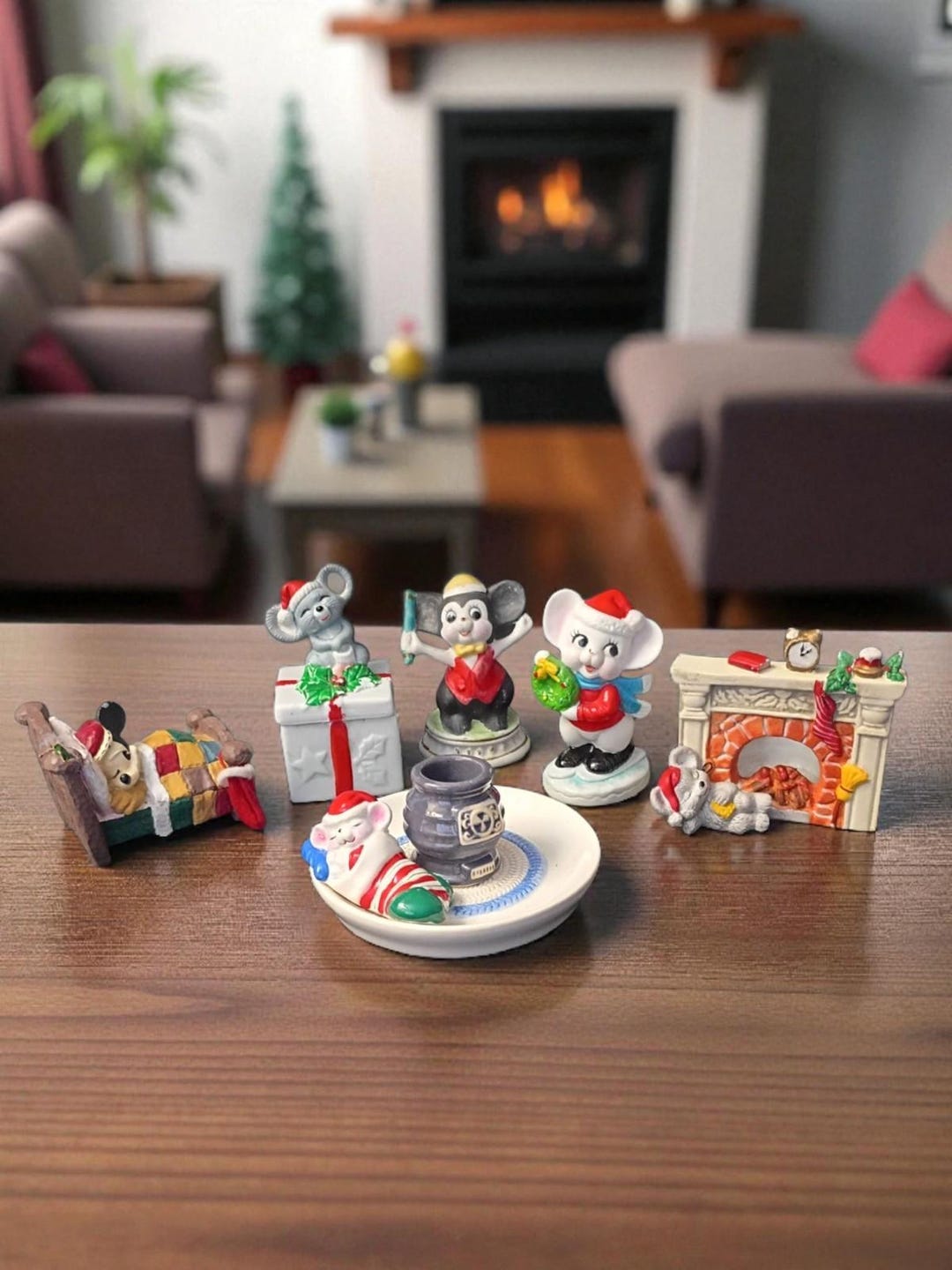 Set of 6 Christmas Mouse Figurines Mini Decorations Avon, Disney ...
