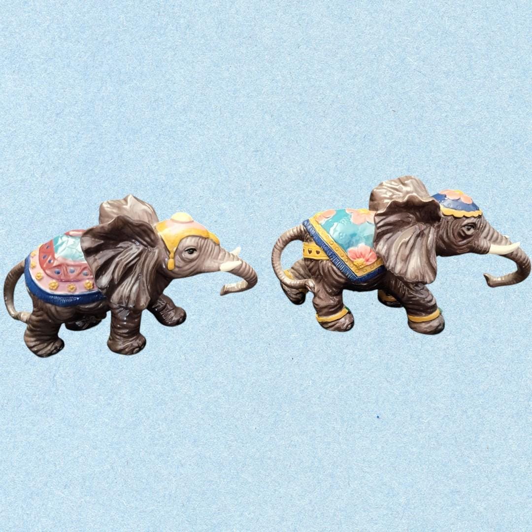 象の置物 2体セット 装飾ヴィンテージ 手描き樹脂彫像 - Etsy 日本