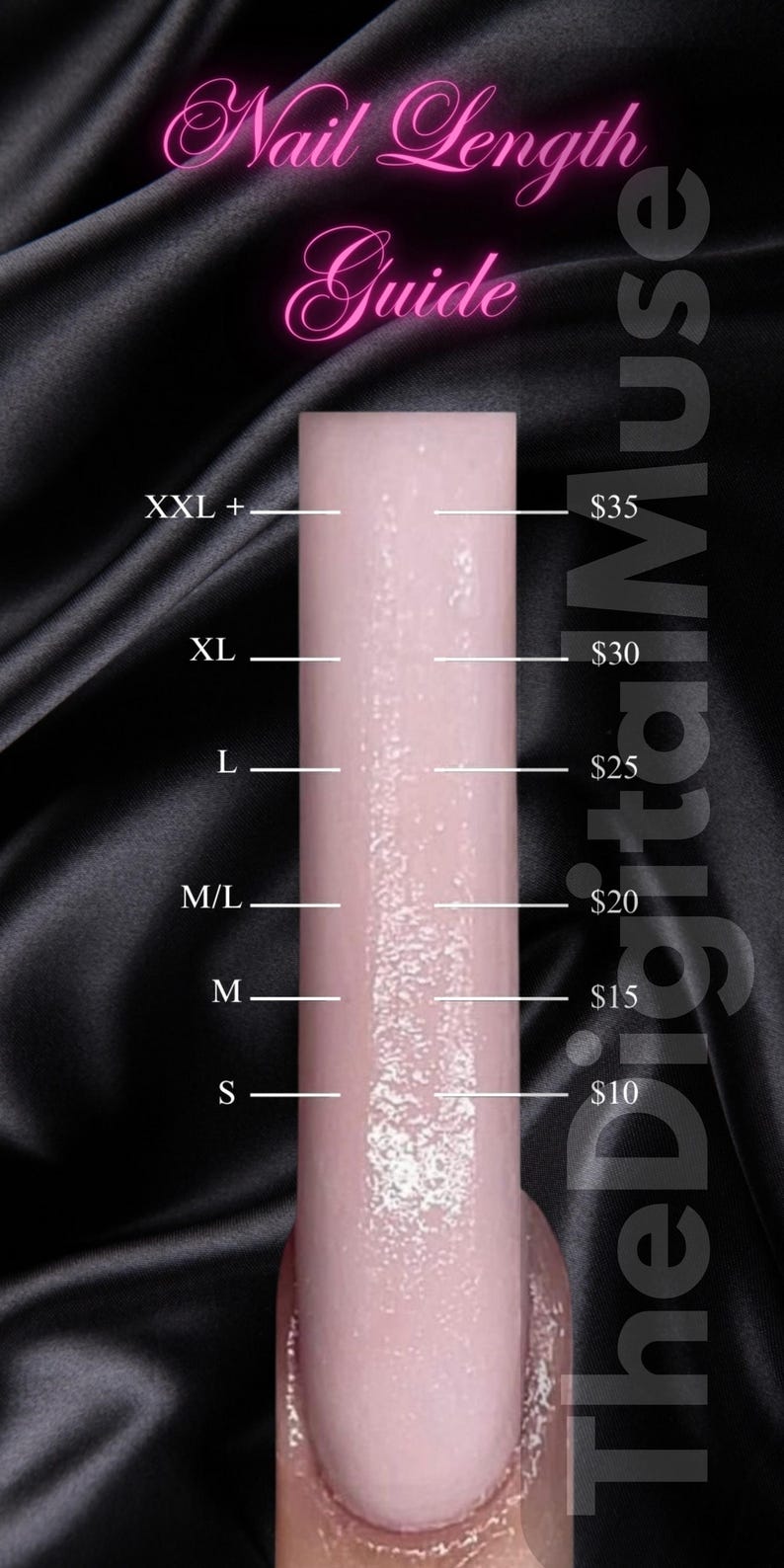 Pu&ograve; includere: Una guida alla lunghezza delle unghie rosa con la scritta "Nail Length Guide" in corsivo. La guida mostra diverse lunghezze delle unghie: XXL+, XL, L, M/L, M e S. The Digital Muse &egrave; scritto verticalmente a destra.