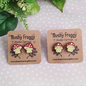 Mushy froggy stud earrings