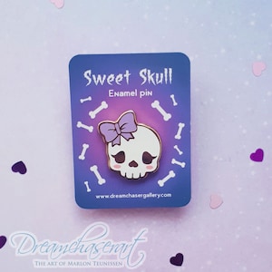 cute skull enamel Pins, ribbon bow skul pin, halloween, pastel goth, gothic