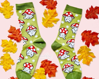 Mushy Mushy Cotton Socks - mushroom socks - mushroomcore