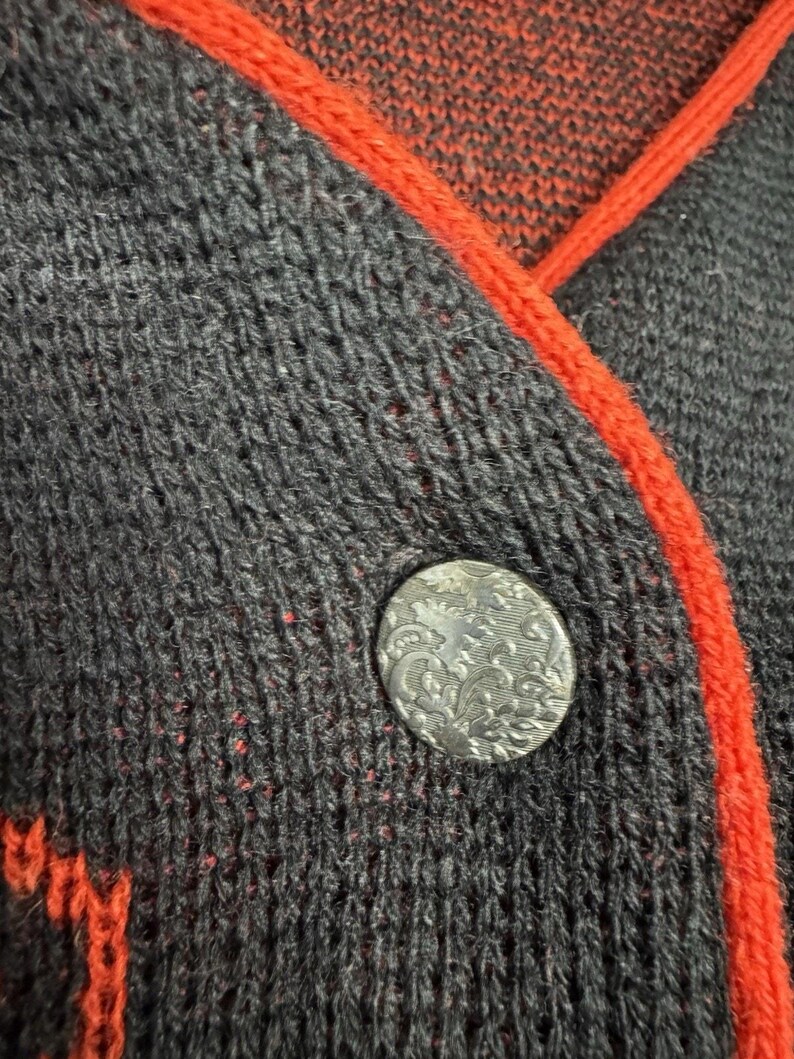 Vintage Pendleton Women's M Black Red Floral Button Up Cardigan Grandmacore image 4