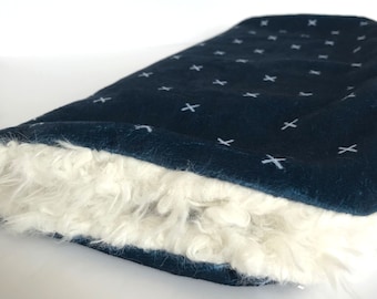 navy blue cuddle blanket, boy  blanket, minky blankie, minky lovey, baby blankie, blue and white lovey, new baby gift, X  blanket, new baby