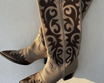 Vintage J. Reneé Y2K Two Tone Leather Western Boots 7.5W