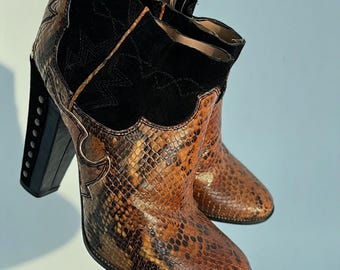 Just Cavalli Leather Suede Ankle Boots Size 38 Collectible Designer Pair
