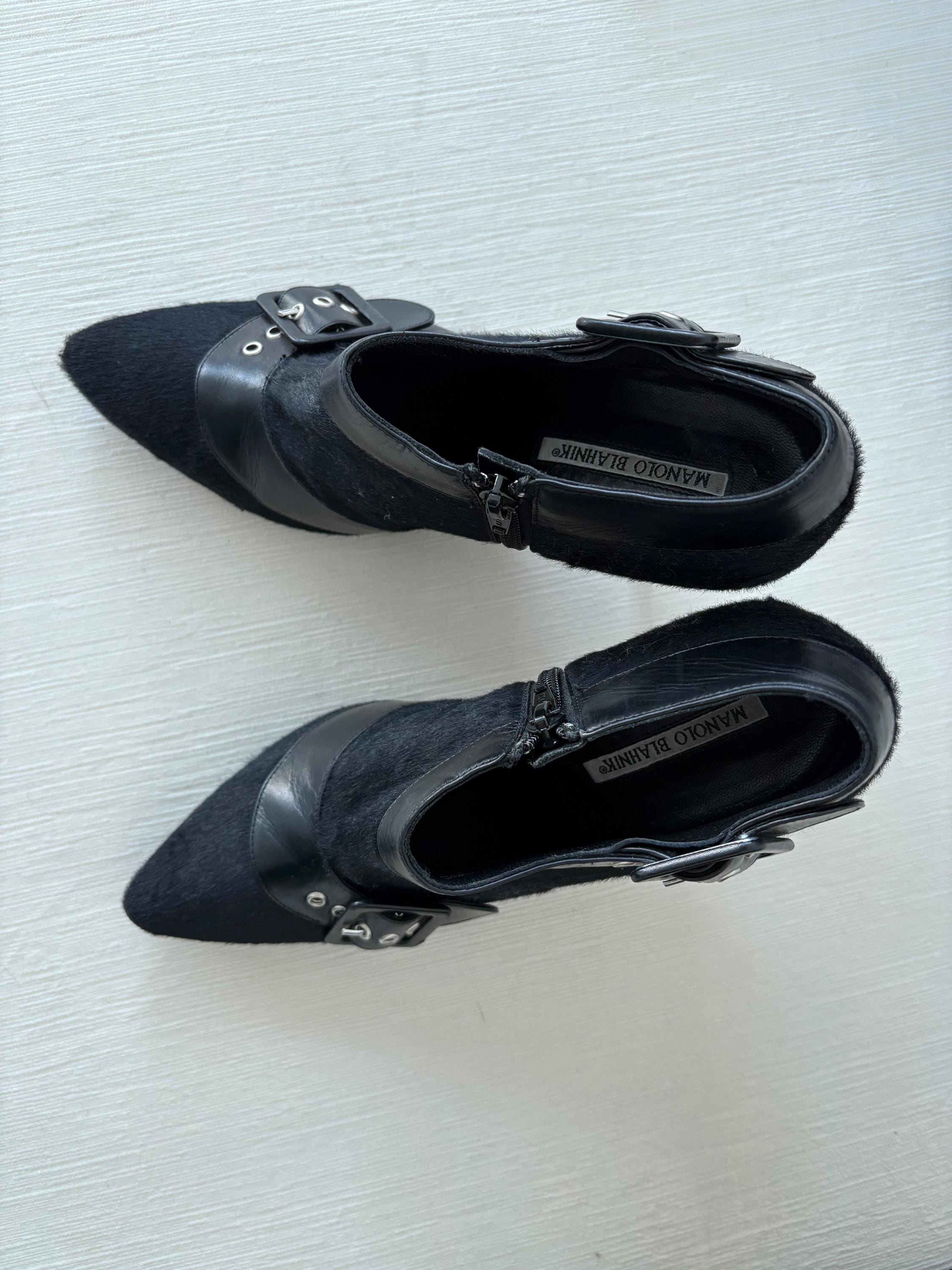 Vintage Manolo Blahnik Size 38 - Etsy