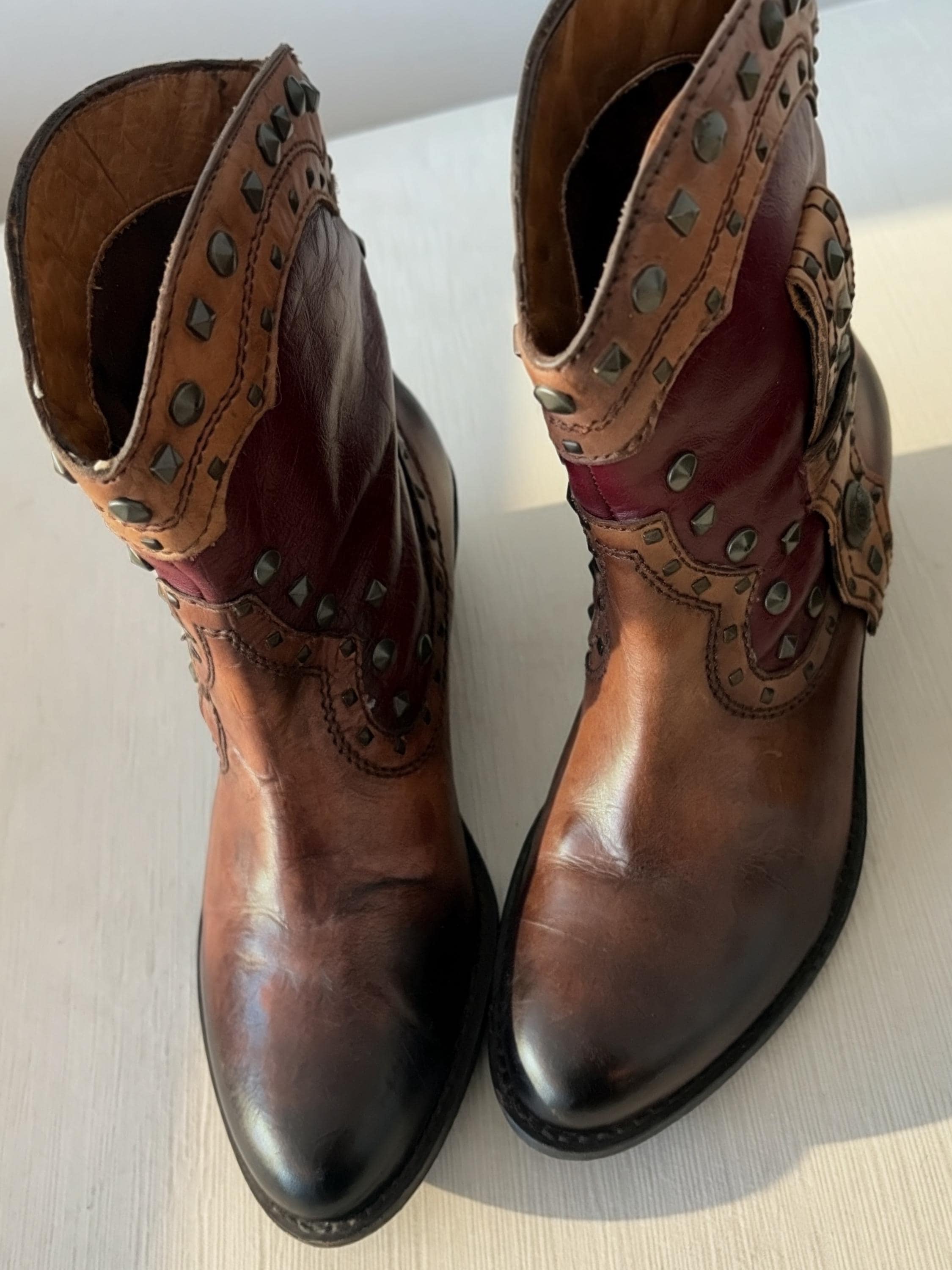 靴 Antique Studded Wrinkle Leather Boots Vintage Studded Boots - Etsy