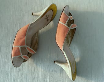 Vintage Fendi Peach Cream Suede Mule Heels (EU 38 / US 7.5-8) Made in Italy