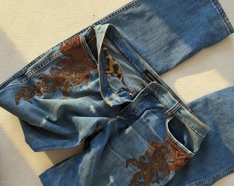 Vaqueros Roberto Cavalli con adornos y efecto desgastado, talla IT 44 US 8 Medium, de Collector Denim.