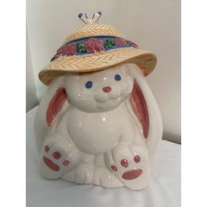 Vintage Treasure Craft Easter Bunny Rabbit Cookie Jar Made in the USA