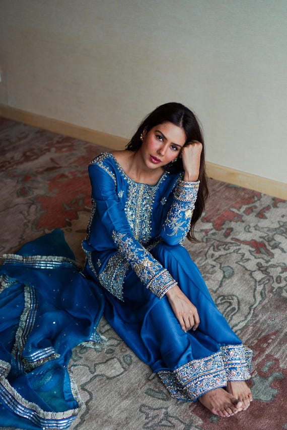 aqua blue indian dress Latest Pakistani Indian, Farsi Shalwar Kameez Party Wear, Luxury 12/3/24 Ready to Wear Note Color:Black White boho wedding dress blue