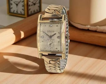 Vintage Gruen Curvex Gold Watch with Stretch Band circa 1930’s-1950’s Gruen | Accessories | Vintage Gruen Curvex Gold Watch With  main image 4