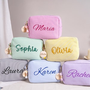 Embroidered Seersucker Makeup Bag, Monogramed Toiletry Bag, Bridesmaid Makeup Bag, Embroidered Name Travel Bag, Travel Storage Organizer