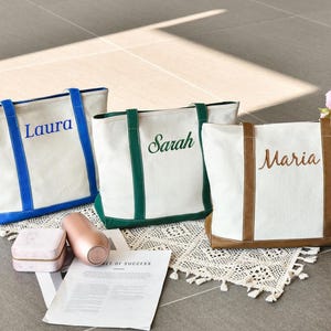 Personalisierte Canvas Tasche, Brautjungfer Geschenk Tasche, Personalisierte bestickte Tragetasche mit Namen, Bachelorette Party Geschenk, Brautjungfer Vorschlag Geschenk