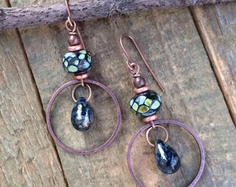 Boho Black Earrings, Black Glass Jewelry, Copper Dangle Earrings, Artsy Earrings, Copper Drop Earrings, Czech Glass Earrings, Artsy Jewelry
