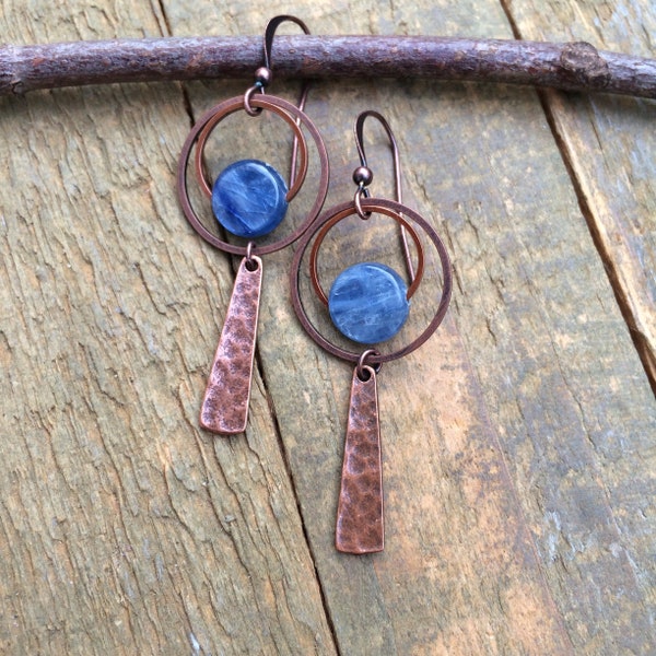 Kyanite Dangle Earrings, Blue Kyanite Jewelry, Copper Dangle Earrings, Hammered Drop Earrings, Unique Geometric Jewelry, Geometric Earrings