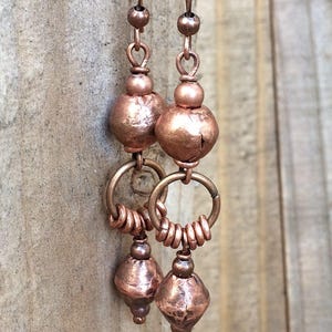 Ethnische Kupferohrringe, rustikaler Kupferschmuck, Ohrringe im Boho-Stil, Kupferohrringe