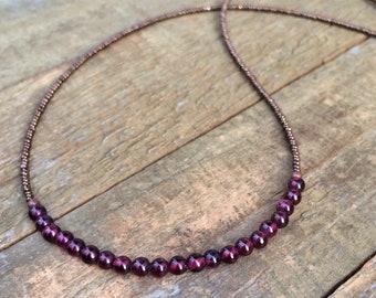 Minimalist Garnet Necklace, Layering Necklace, Holiday Gift for Her, Garnet Choker Necklace, January Birthstone Jewelry, Beaded Necklace