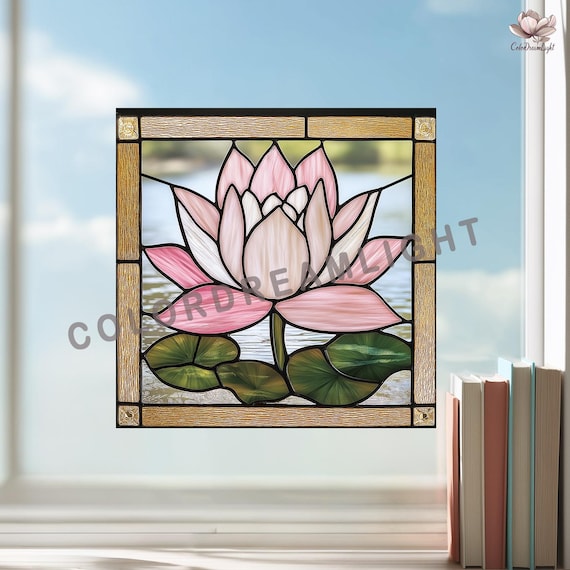 蓮の花のステンドグラスパネルの型紙 PDF | エレガントな花柄の窓 
