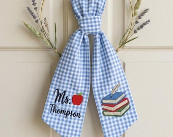 Personalized Teacher Wreath Bow, Classroom Door Sash, Custom Name Apple Pencil Back to School Teacher Gift