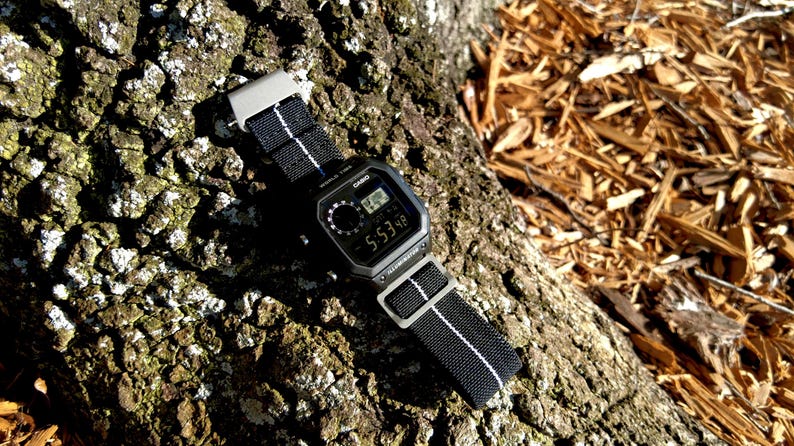 Mission Mods - Anpassad Casio AE1200 Hydro Blackout digitalklocka “Paratrooper” (Royale) bild 4