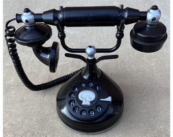 1980s Frog Flip Telephone, Super Rare and Iconic, Made in Taiwan