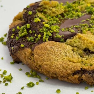 Cookie pistachios Dark Chocolate Chip Premium Soft Gourmet Handmade Best ingredients