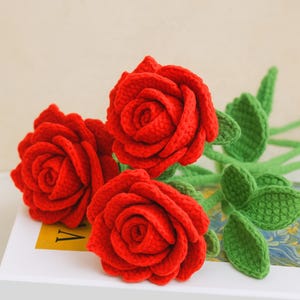 かぎ針編みのバラの花のパターン、ブーケのかぎ針編みのパターン、かぎ針編みの花のパターンPDF、写真付きかぎ針編みの花のパターンのビデオチュートリアル