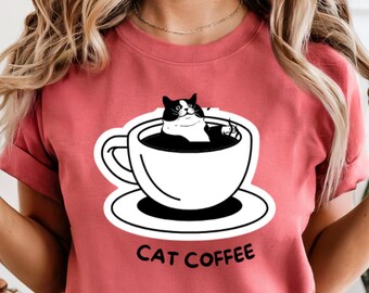 かわいい猫のコーヒーマグTシャツ、猫好きへの面白いギフト