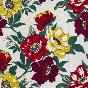 Red poppy, 1.8 yards of glorious 1940s floral cotton for upholstery, home decor