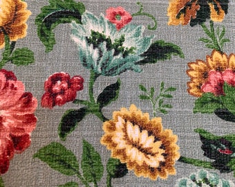 Sage flowers barkcloth, 3 yards of 1960s floral fabric for curtains, upholstery, home decor