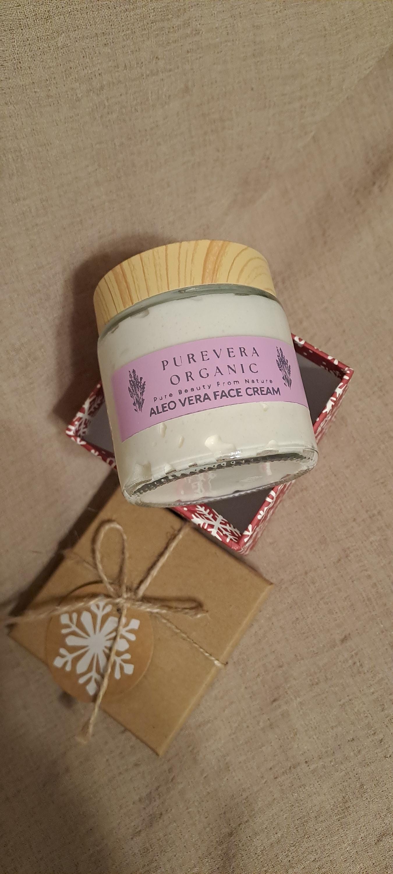 Natural Aloe Vera Face Cream: Lightweight Daily Moisturizer/ Aleo Vera Skin  Hydrating Moisturizing Face and Skin Cream - Etsy