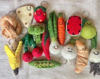 Handmade Felt Keychain – Smiling Food Friends | Cute Wool Veggies & Fruits | Artisan Gift from Nepal