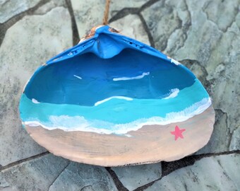 Painted Sea Shell Ornament with a Starfish,  Beach Ornament,