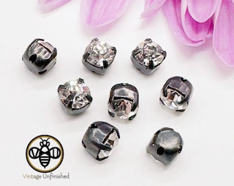 18 Vintage Swarovski Clear Crystal 4mm Montee Crystal Bead - 4mm (20ss) - Genuine Swarovski Crystal - 4 Hole Sew On - Black Settings