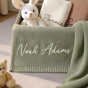 Gepersonaliseerde gebreide babydeken, geborduurde naamdeken pasgeboren baby, eerste kerstdag kinderkamer minimalistische warmte