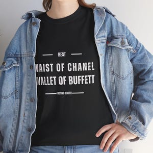 Camisetas engraçadas de benefício de jejum, Cintura da Chanel Wallet of Buffett Camiseta unissex de algodão pesado, Camisetas engraçadas de jejum intermitente para ela