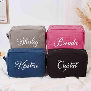 Embroidered Makeup Bag, Personalized Cosmetic Bag, Bridesmaid Makeup Bag, Monogrammed Makeup Bag, Monogrammed Toiletry Bag, Bridesmaid Gifts