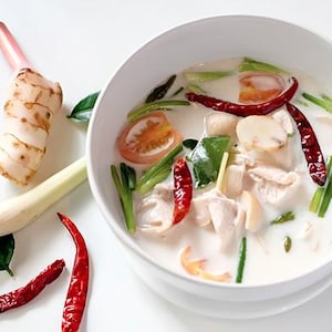 How To Make Tom Kha Gai With A Rich And Flavorful Coconut Milk Curry how-to-make-tom-kha-gai-with-a-rich-and-flavorful-coconut-milk-curry